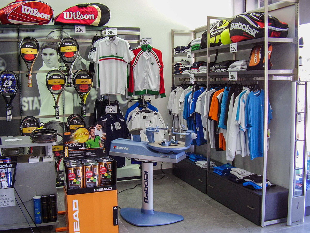 Arredo Negozio di Abbigliamento AB Arredamenti Negozi